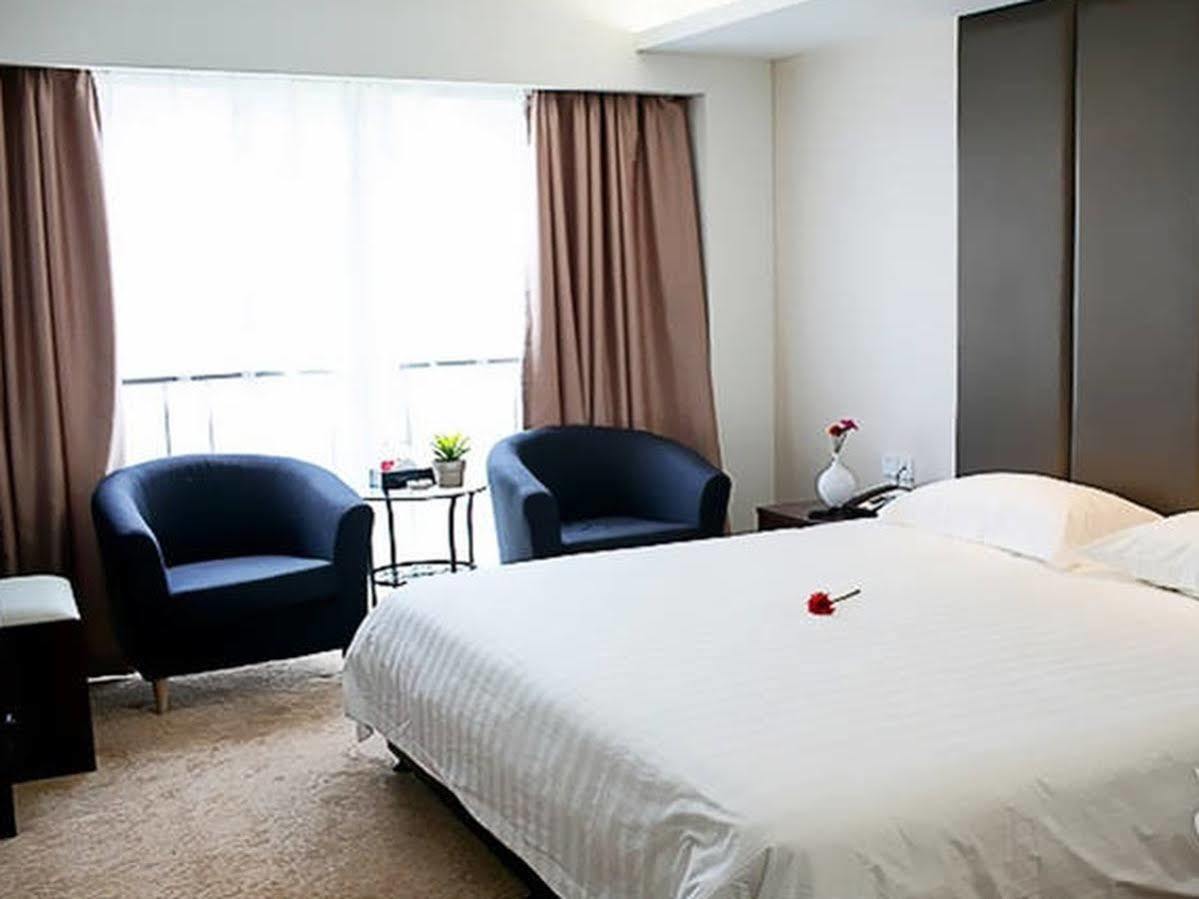 Coinfamily Hotel Шанхай Экстерьер фото